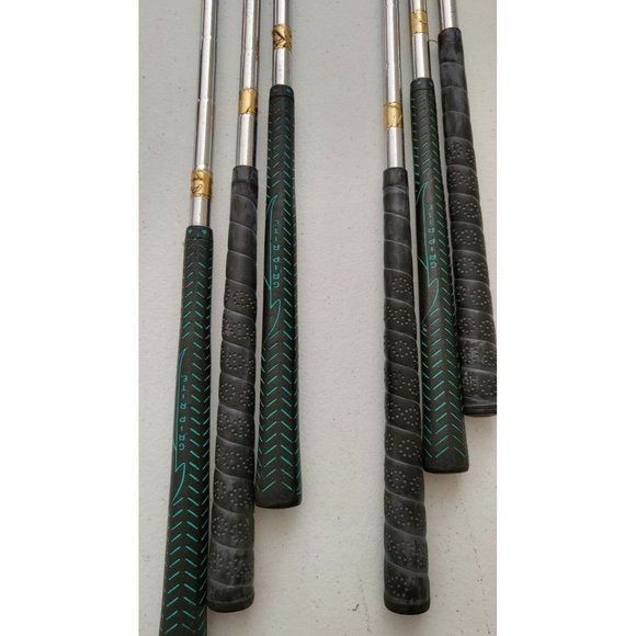 Tour Model Peripheral Balancing Steel Mens RH 4-9 Iron Set - Picture 8 of 9